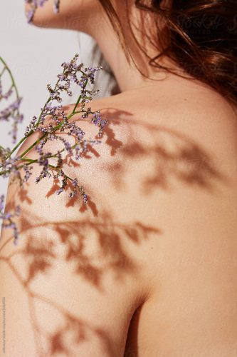 Confident woman portrait in Fresh natural beauty with flowers